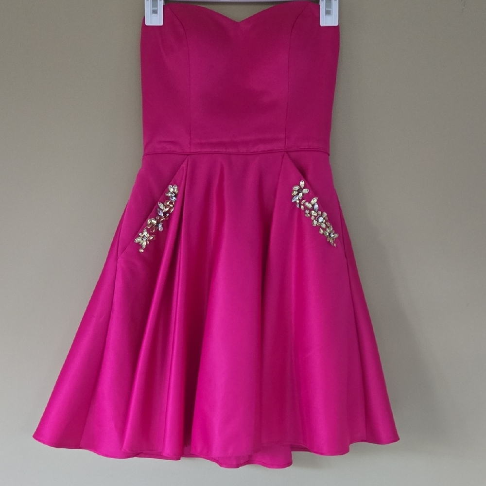 Pink Strapless Party Mini Dress with Embellished Pockets